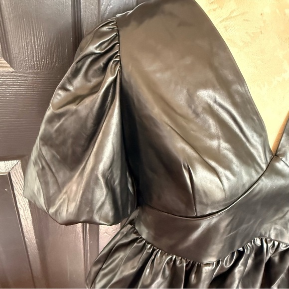 English Factory Black Faux Leather Peplum Top L - Picture 10 of 15